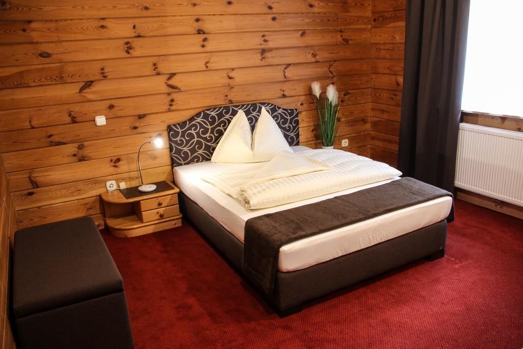 Hotel & Tennis Riederhof Mantscha Ngoại thất bức ảnh