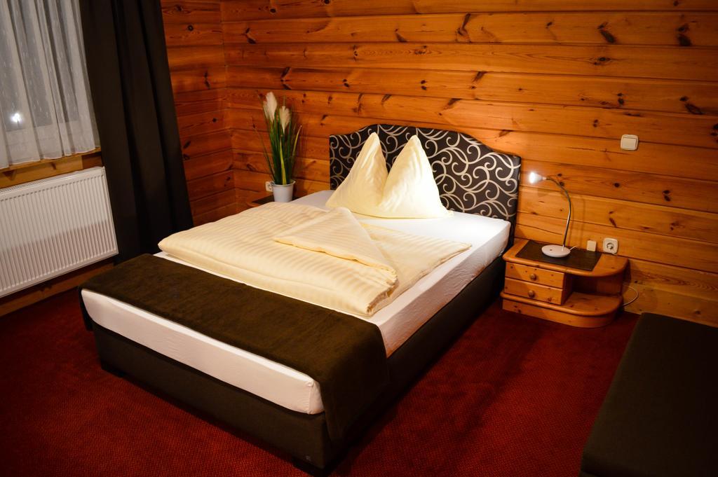 Hotel & Tennis Riederhof Mantscha Ngoại thất bức ảnh